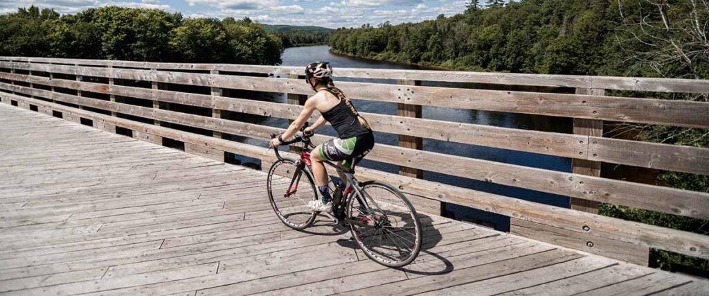 Vélopiste - Été - Pont de Shannon